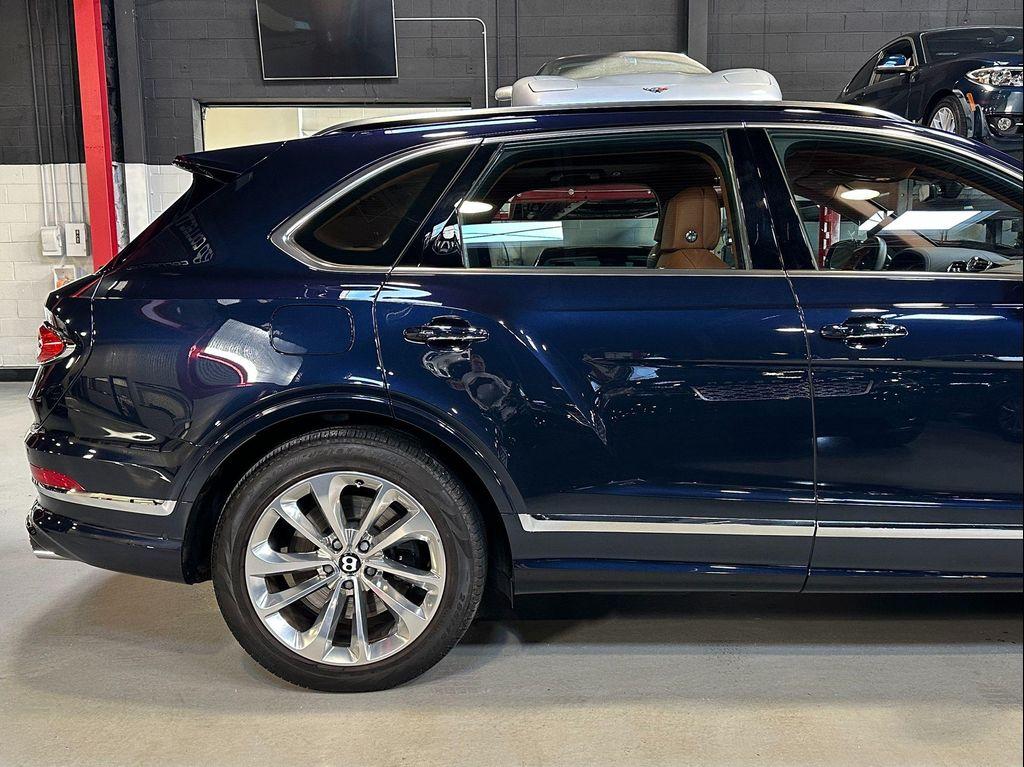 used 2021 Bentley Bentayga Hybrid car, priced at $119,990