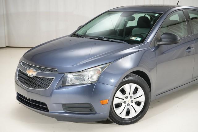 used 2013 Chevrolet Cruze car, priced at $6,900