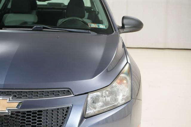 used 2013 Chevrolet Cruze car, priced at $6,900