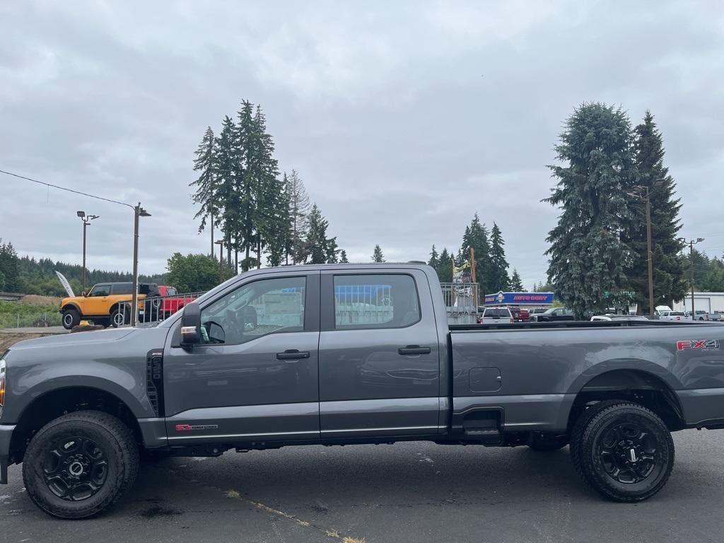 new 2025 Ford F-350 car, priced at $66,014
