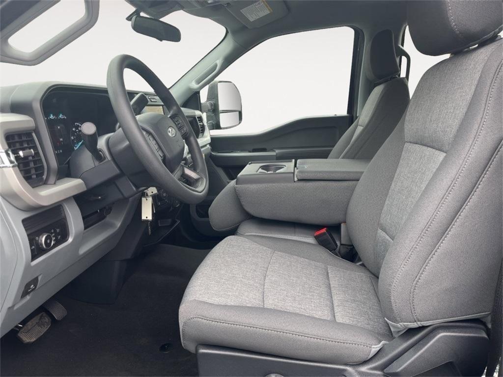 new 2025 Ford F-350 car, priced at $67,014