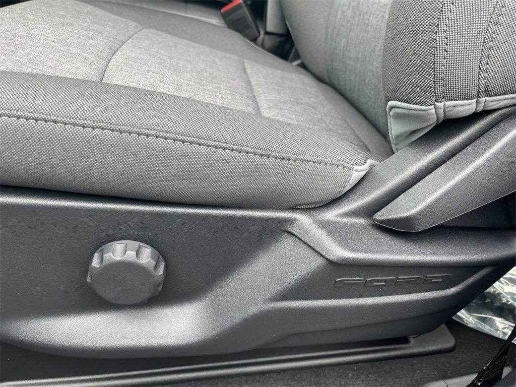 new 2025 Ford F-350 car, priced at $66,014