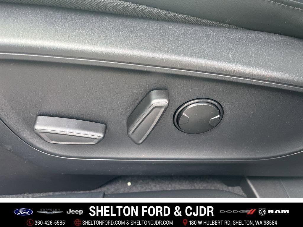 new 2025 Ford Escape car, priced at $31,102