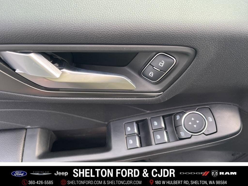 new 2025 Ford Escape car, priced at $31,102