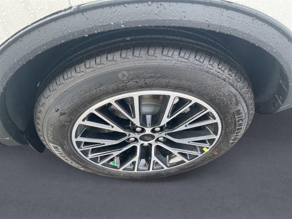 new 2025 Ford Escape car, priced at $31,102