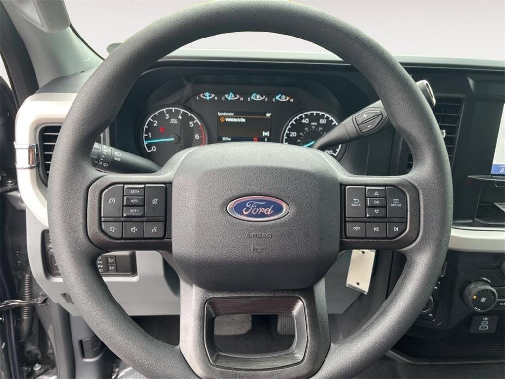 new 2025 Ford F-350 car, priced at $52,224