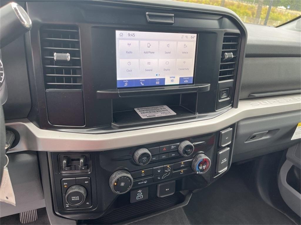 new 2025 Ford F-350 car, priced at $52,224