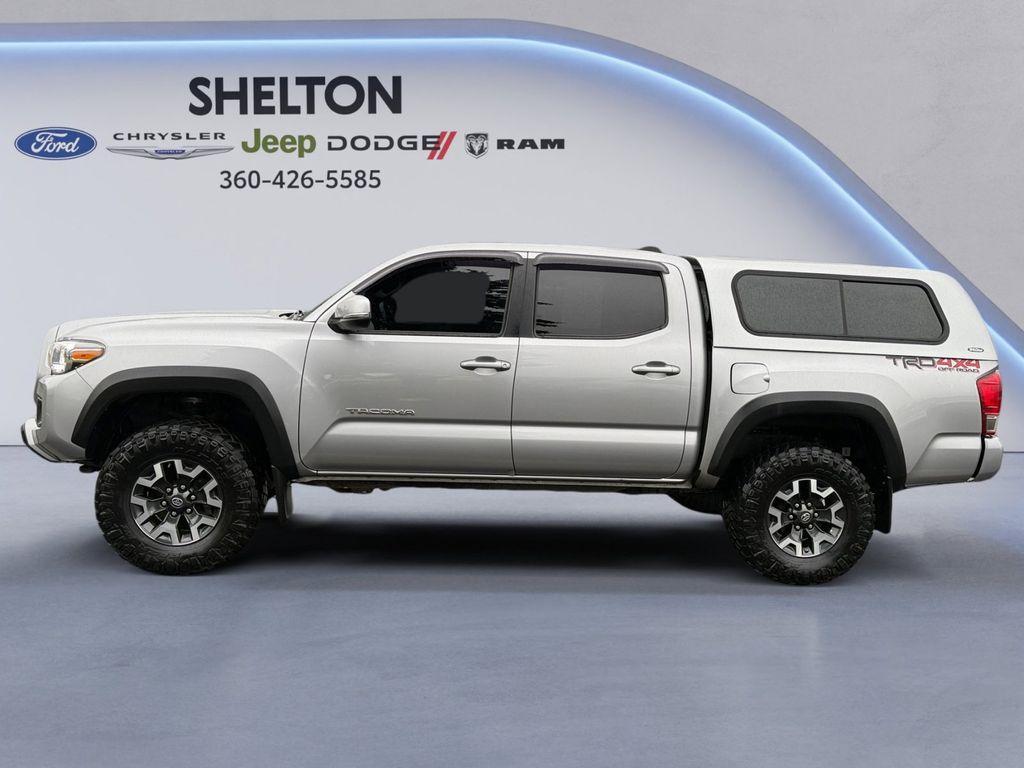 used 2016 Toyota Tacoma car