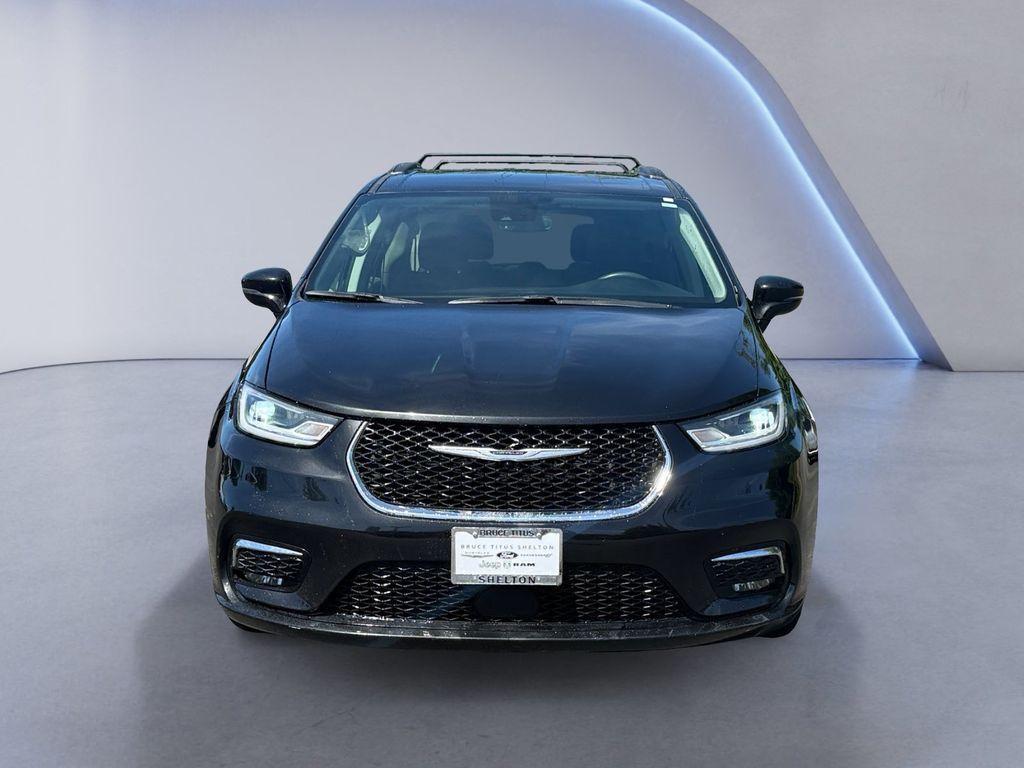 used 2022 Chrysler Pacifica car, priced at $20,000