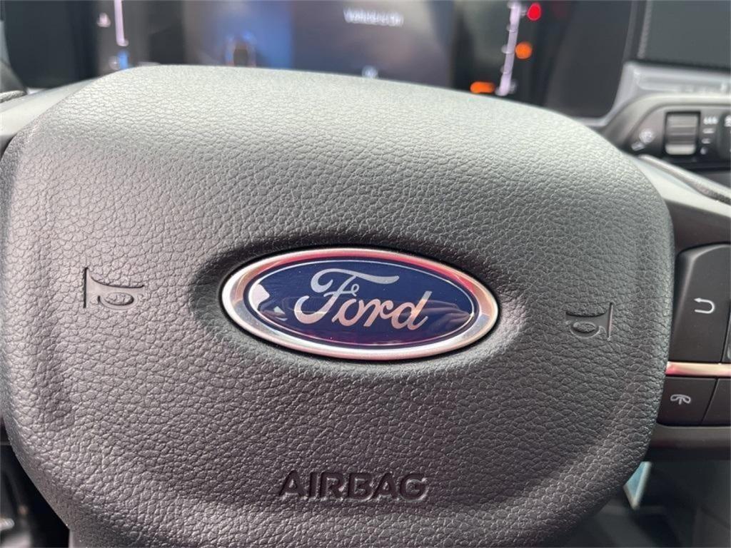 new 2025 Ford Ranger car, priced at $33,999