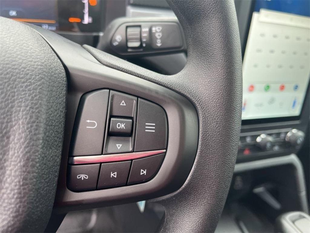 new 2025 Ford Ranger car, priced at $33,999