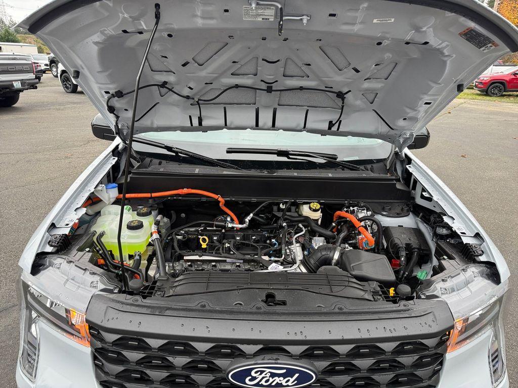 new 2025 Ford Maverick car, priced at $33,127