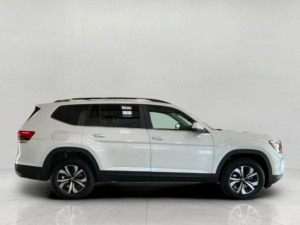 new 2026 Volkswagen Atlas car, priced at $41,683