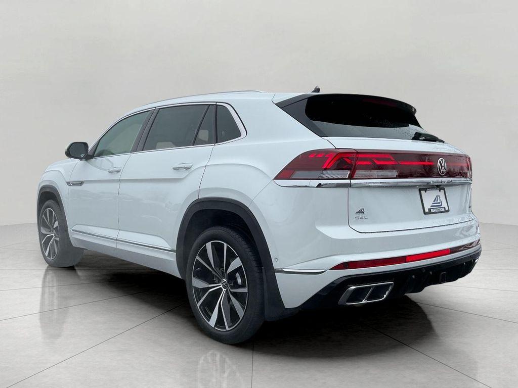 new 2026 Volkswagen Atlas Cross Sport car, priced at $54,906
