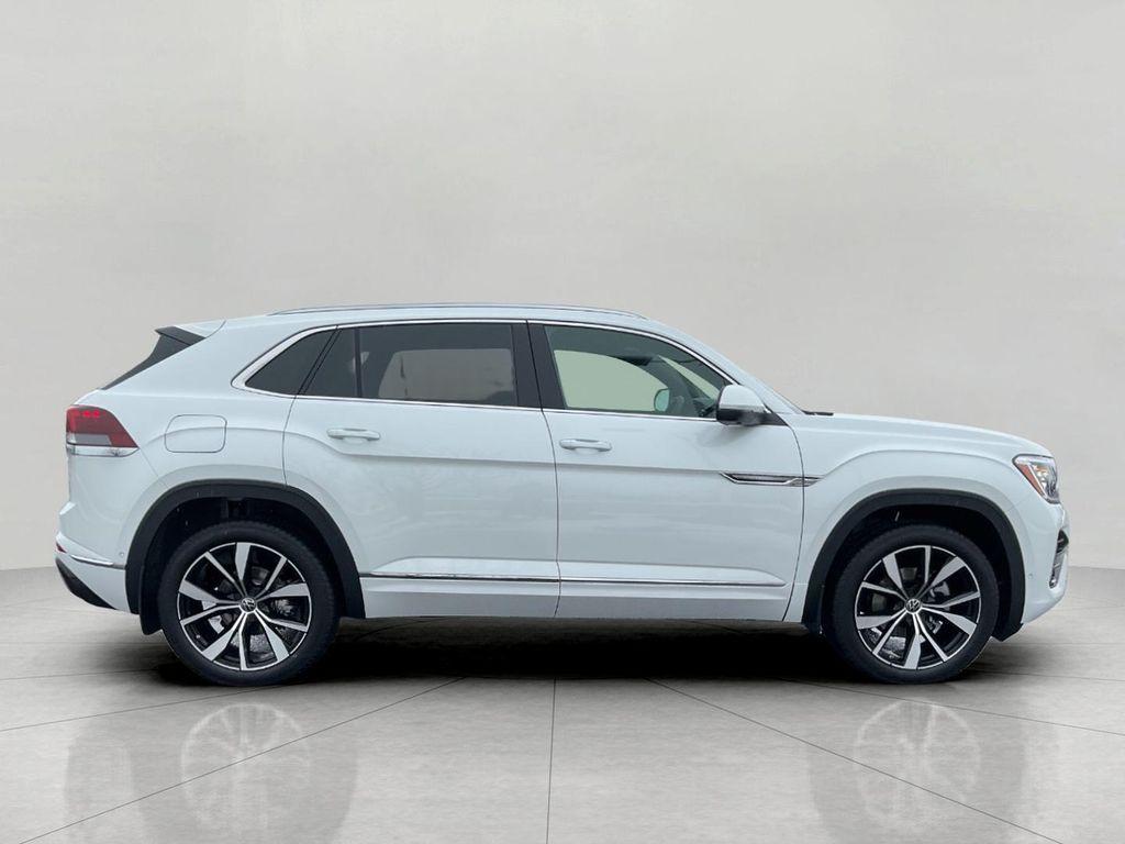 new 2026 Volkswagen Atlas Cross Sport car, priced at $54,906