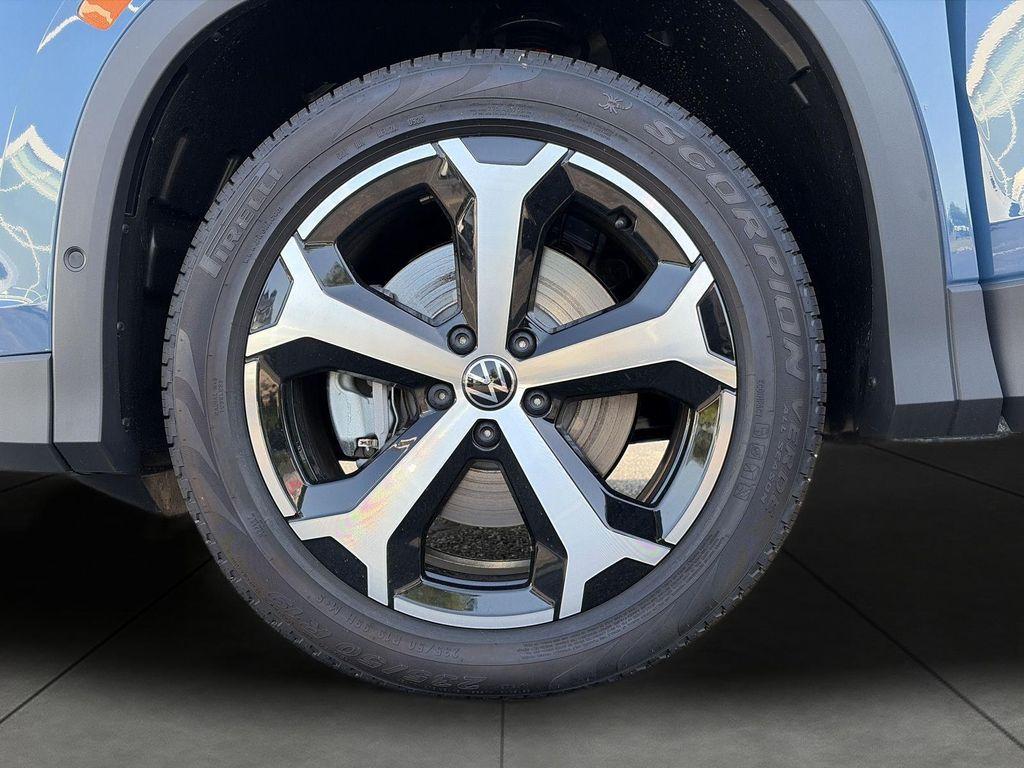 new 2026 Volkswagen Tiguan car, priced at $35,338