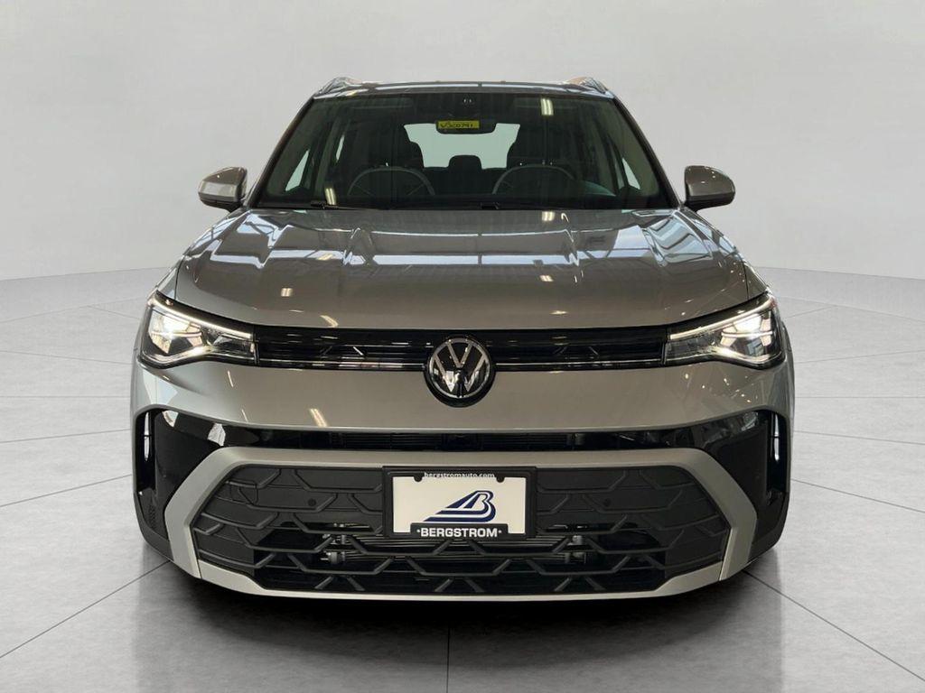 new 2026 Volkswagen Taos car, priced at $33,351