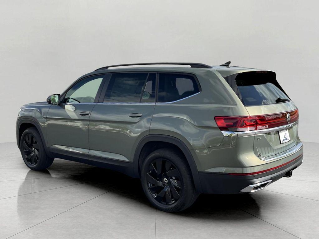 new 2026 Volkswagen Atlas car, priced at $48,022
