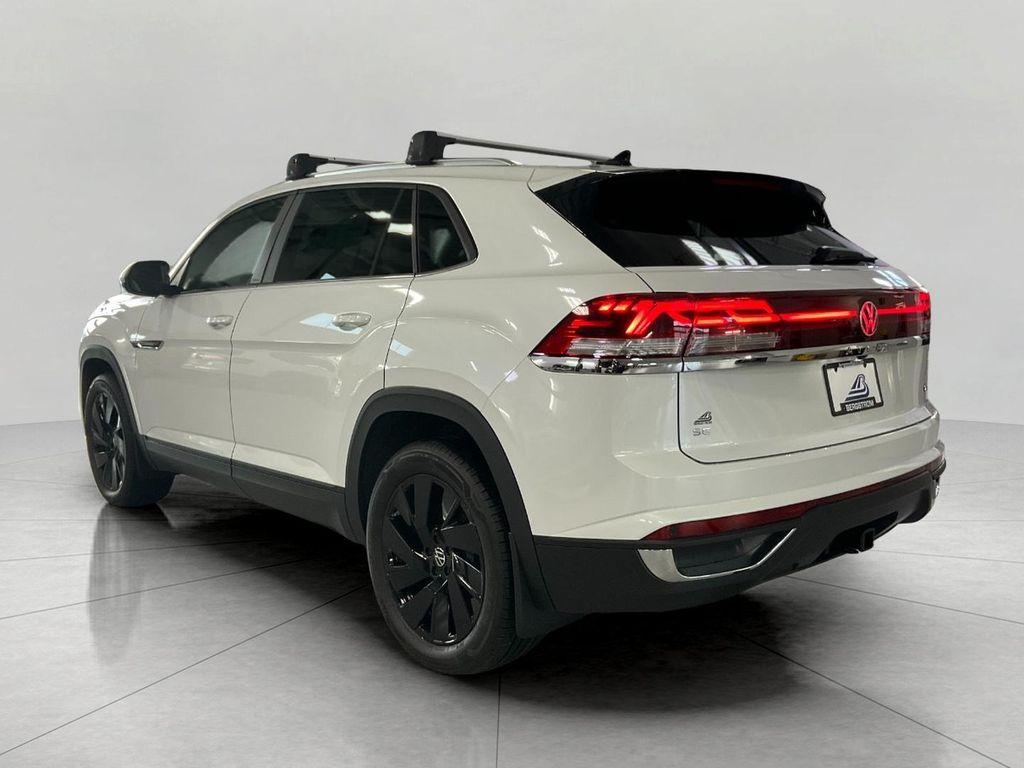 new 2026 Volkswagen Atlas Cross Sport car, priced at $47,747