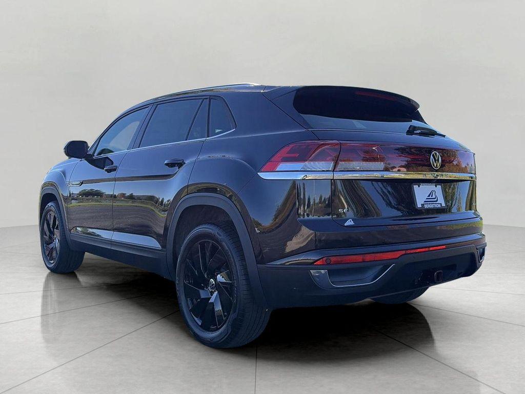 new 2026 Volkswagen Atlas Cross Sport car, priced at $43,370
