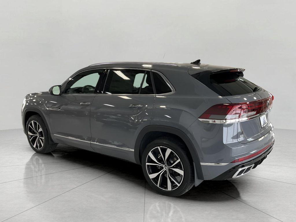 new 2026 Volkswagen Atlas Cross Sport car, priced at $54,906