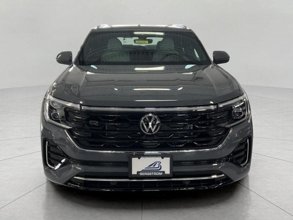 new 2026 Volkswagen Atlas Cross Sport car, priced at $54,906