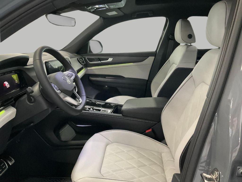 new 2026 Volkswagen Atlas Cross Sport car, priced at $54,906