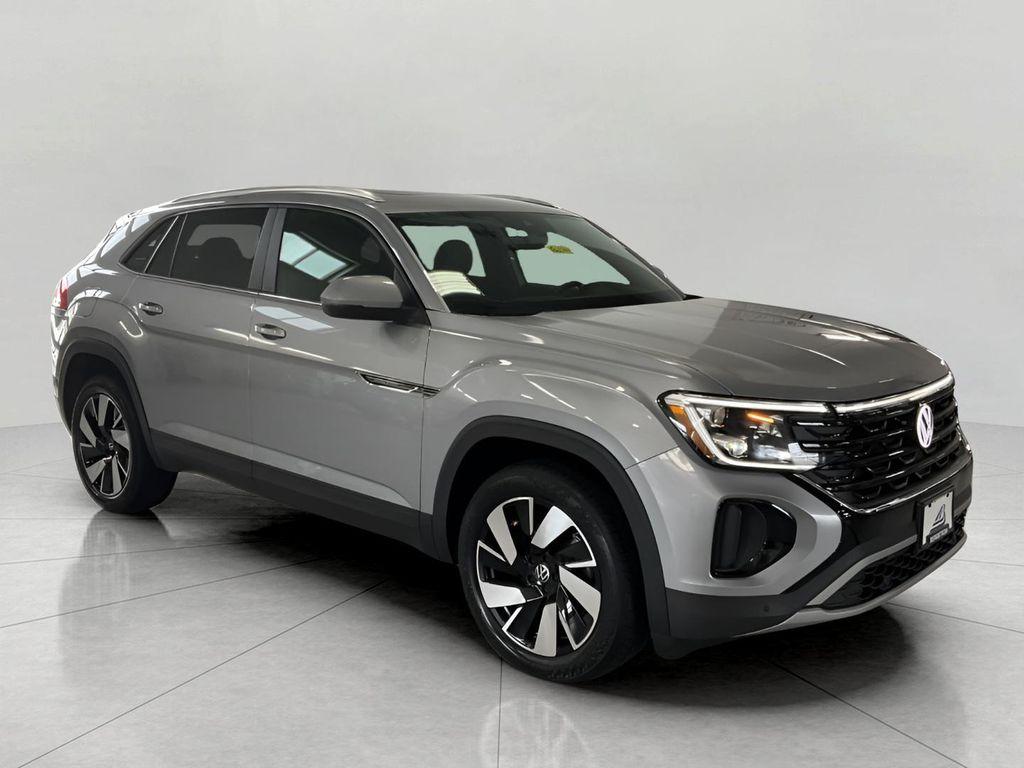new 2026 Volkswagen Atlas Cross Sport car, priced at $45,959
