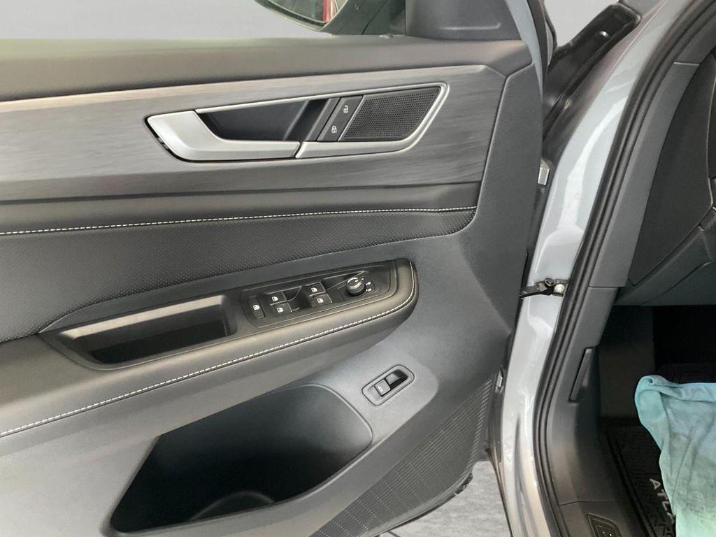 new 2026 Volkswagen Atlas Cross Sport car, priced at $45,959