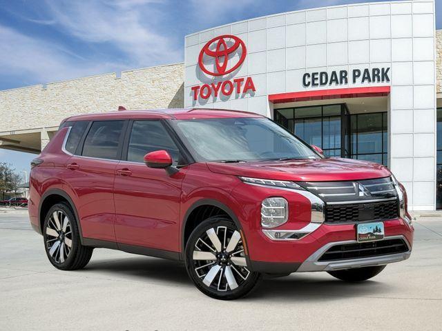 used 2025 Mitsubishi Outlander car, priced at $26,716