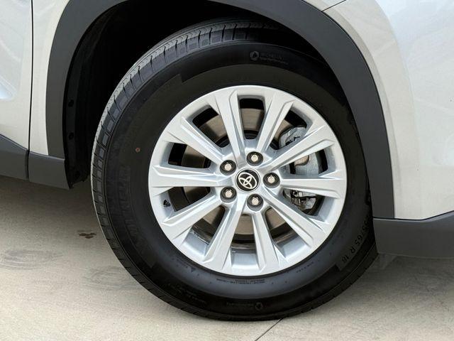 used 2025 Toyota Grand Highlander car, priced at $42,477