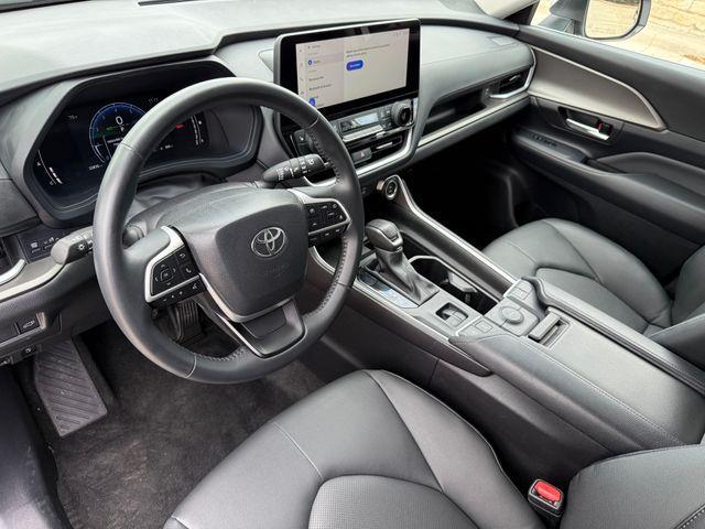 used 2025 Toyota Grand Highlander car, priced at $42,477