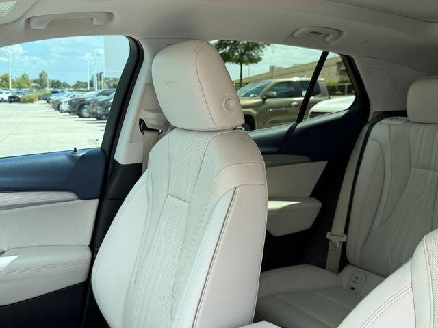 used 2024 Buick Envision car, priced at $31,298