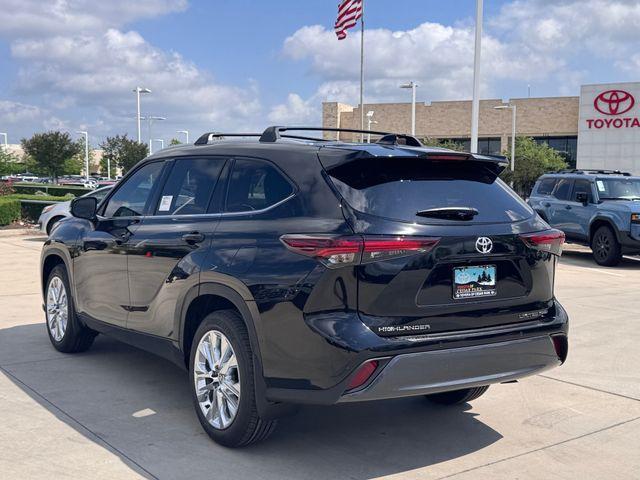 new 2026 Toyota Highlander car, priced at $53,236