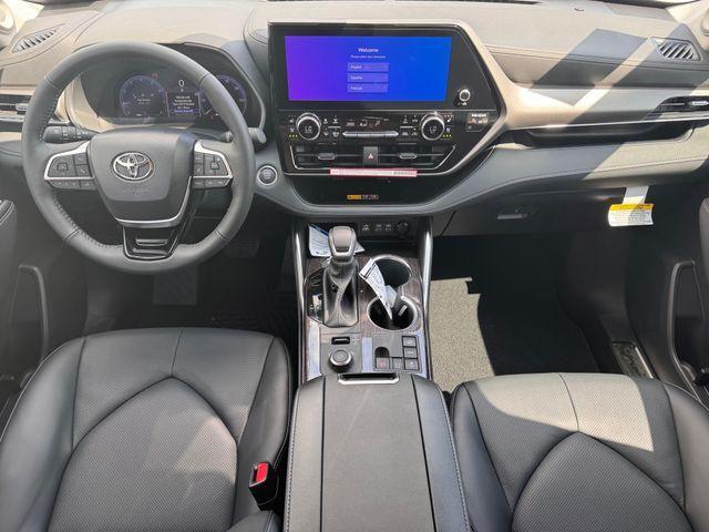 new 2026 Toyota Highlander car, priced at $53,236