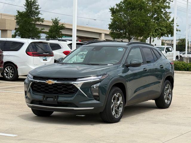 used 2025 Chevrolet Trax car, priced at $20,724