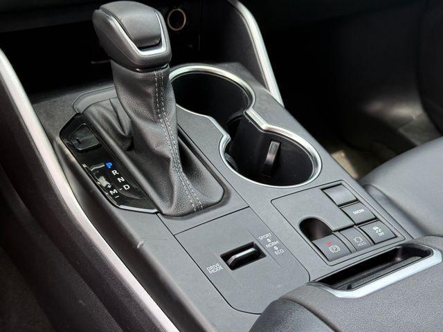 used 2023 Toyota Highlander car, priced at $35,371