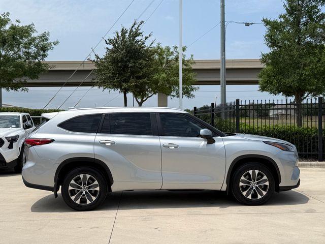 used 2023 Toyota Highlander car, priced at $35,371