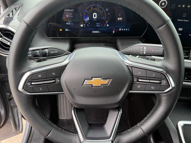 used 2025 Chevrolet Equinox car, priced at $25,388