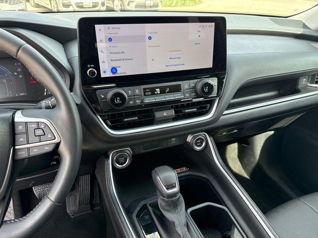 used 2025 Toyota Grand Highlander car, priced at $43,991