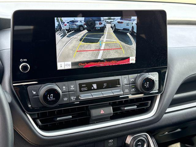 used 2025 Toyota Grand Highlander car, priced at $43,991