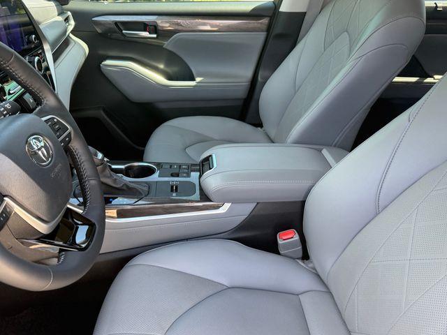 used 2024 Toyota Highlander car, priced at $47,916