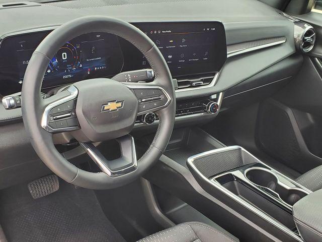 used 2025 Chevrolet Equinox car, priced at $25,224