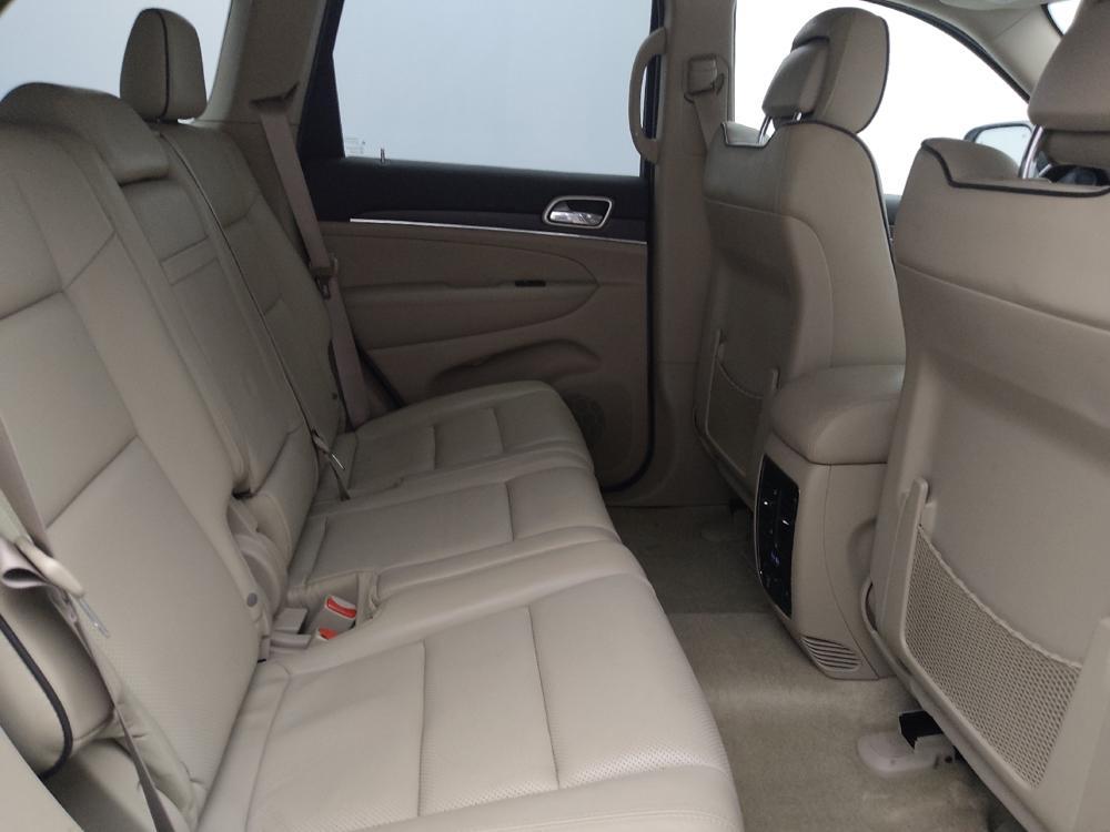 used 2016 Jeep Grand Cherokee car, priced at $17,095