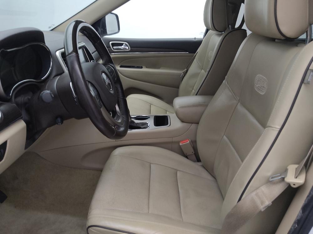 used 2016 Jeep Grand Cherokee car, priced at $17,095