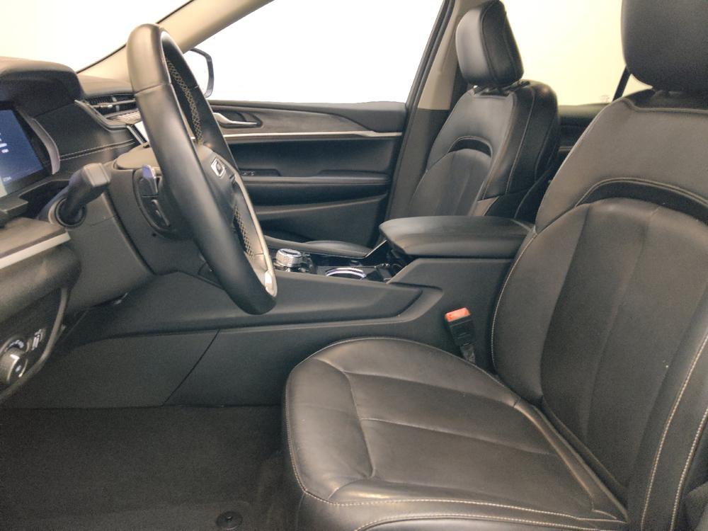 used 2022 Jeep Grand Cherokee car, priced at $26,795