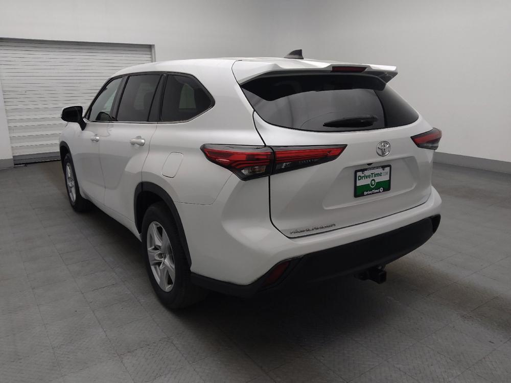 used 2022 Toyota Highlander car, priced at $29,895