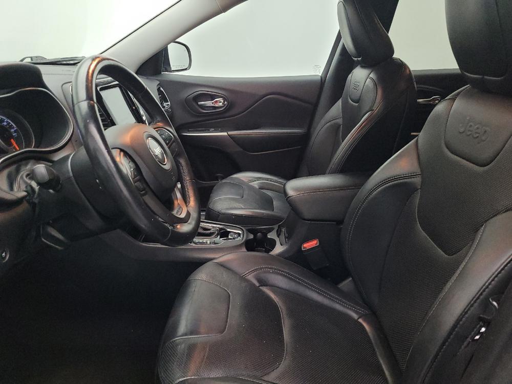 used 2019 Jeep Cherokee car, priced at $16,495