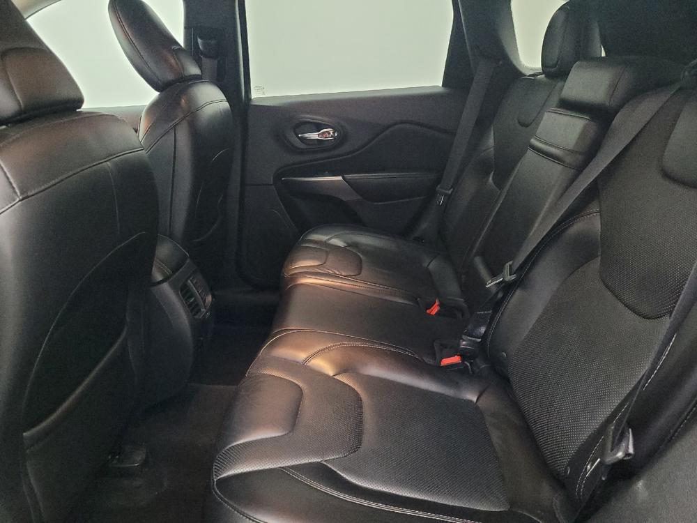 used 2019 Jeep Cherokee car, priced at $16,495