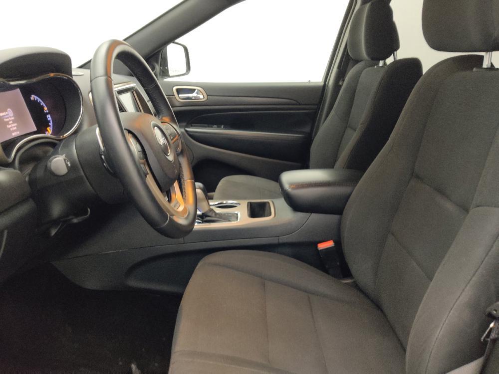 used 2017 Jeep Grand Cherokee car, priced at $16,895